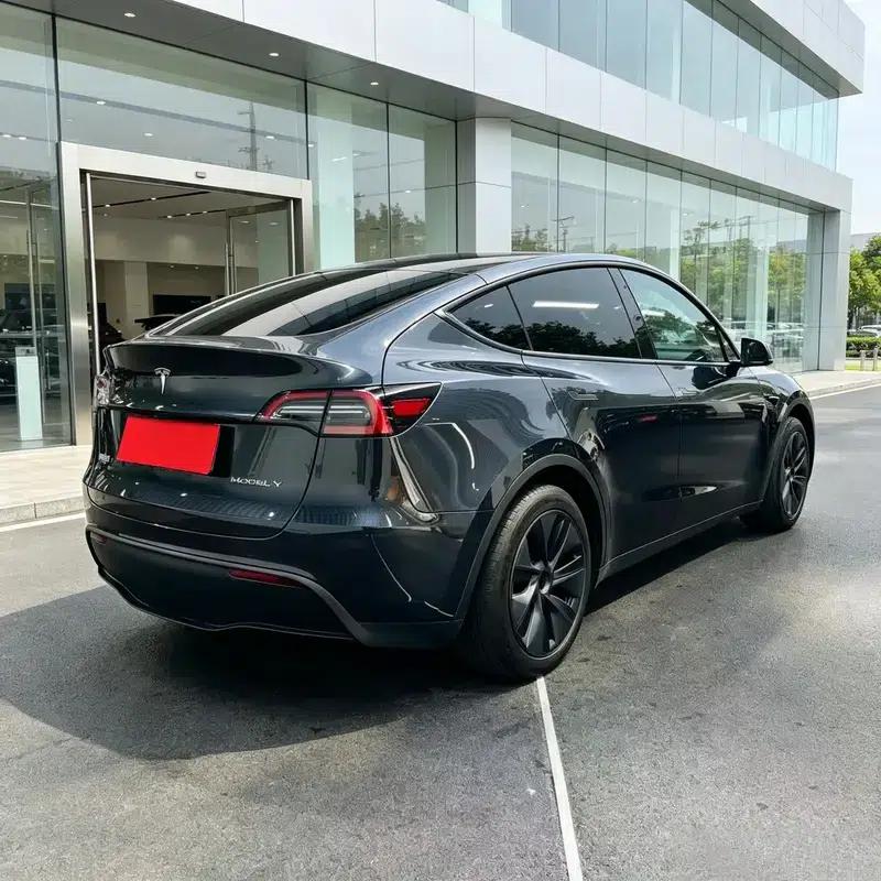 Model Y 2024 Rear-Wheel Drive — миниатюра 6