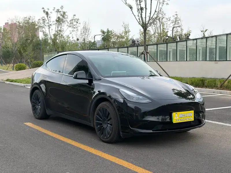 Model Y 2022 Facelift Rear-Wheel Drive Version — миниатюра 3
