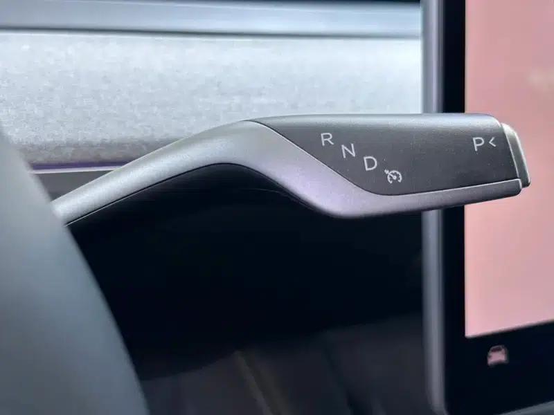 Model Y 2024 Rear-Wheel Drive — миниатюра 21