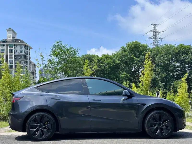Model Y 2024 Rear-Wheel Drive — миниатюра 8