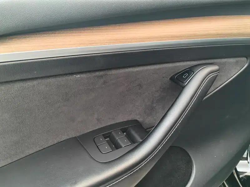 Model Y 2021 Standard Range Rear-Wheel Drive — миниатюра 26