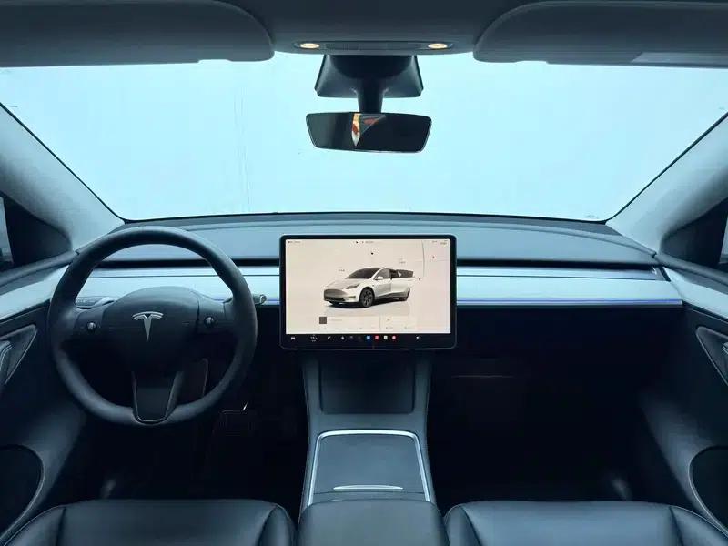 Model Y 2023 Rear-Wheel Drive — миниатюра 14