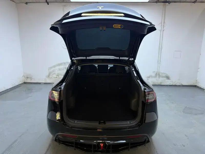 Model Y 2023 Rear-Wheel Drive — миниатюра 20
