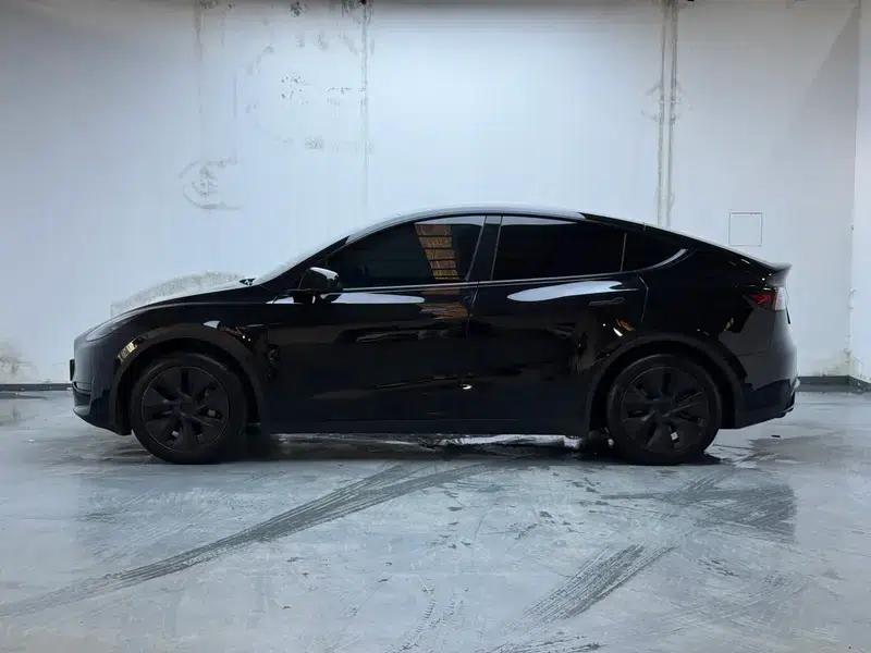 Model Y 2023 Rear-Wheel Drive — миниатюра 4