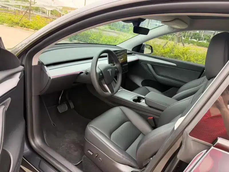 Model Y 2024 Rear-Wheel Drive — миниатюра 8