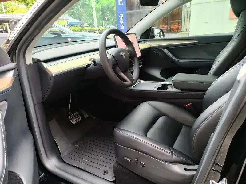 Model Y 2022 Facelift Rear-Wheel Drive Version — миниатюра 8