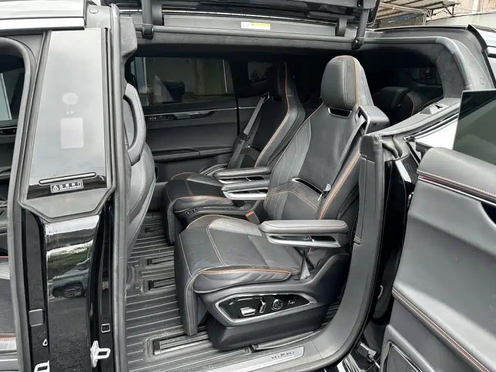 HiPhi X 2021 Flagship Edition 6-seater — миниатюра 6