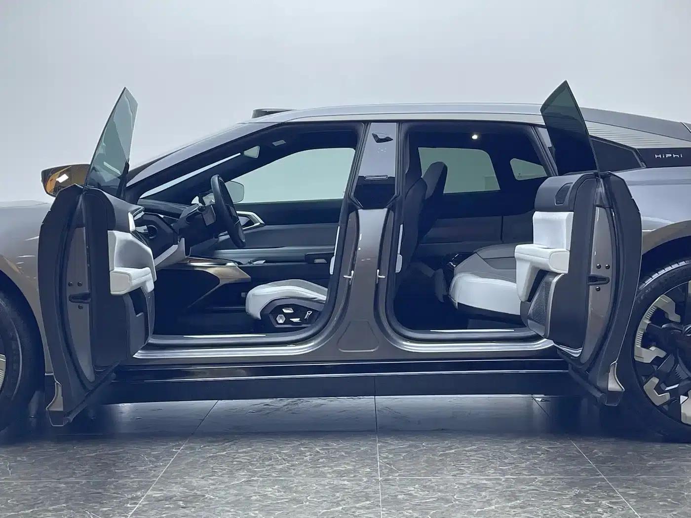 2023 HiPhi Z (Four-seater version) — миниатюра 21