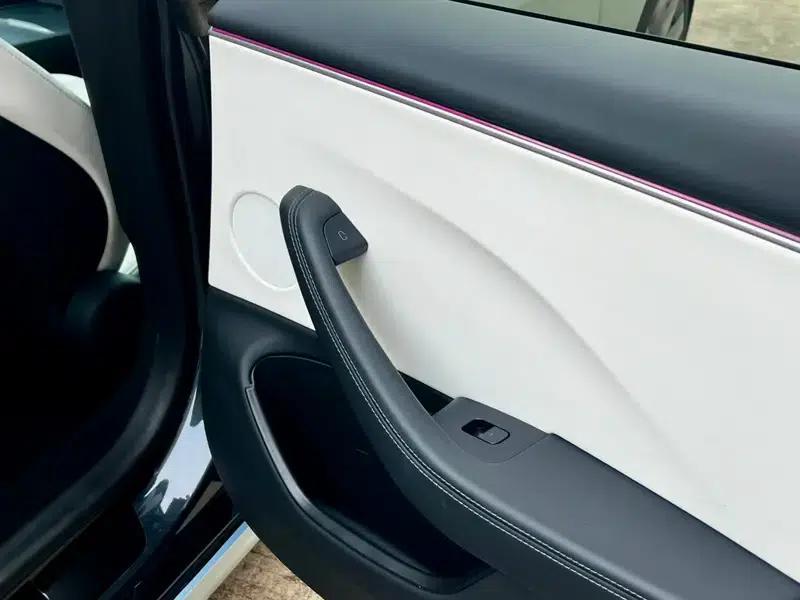 Model 3 2023 Rear-Wheel Drive — миниатюра 11
