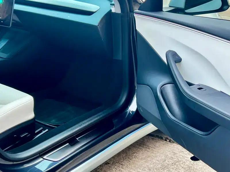 Model 3 2023 Rear-Wheel Drive — миниатюра 19