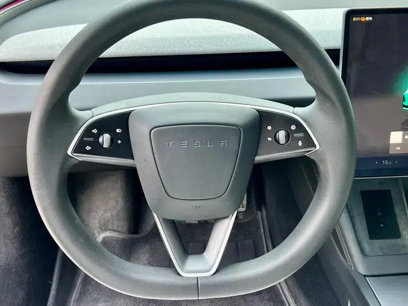 Model 3 2023 Rear-Wheel Drive — миниатюра 29