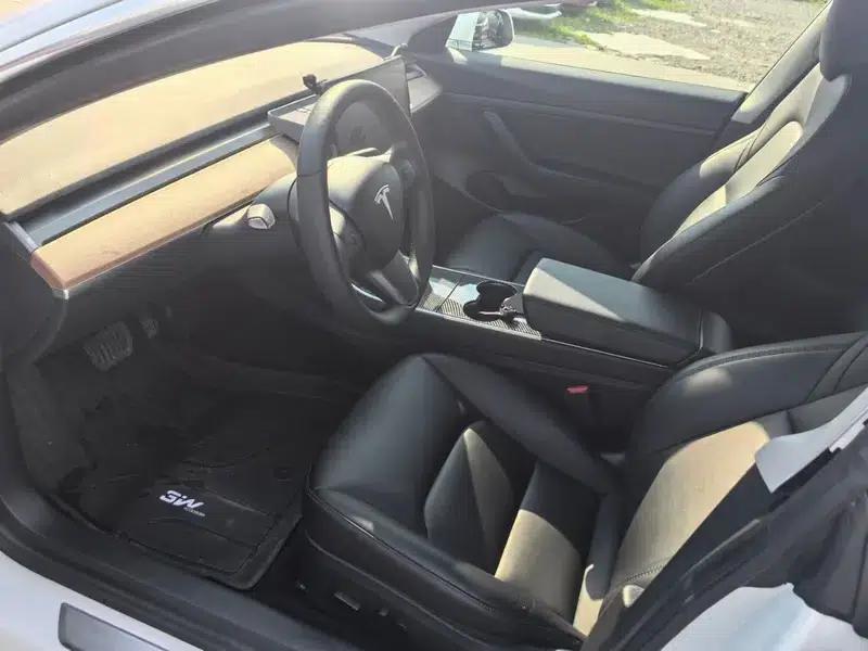 Model 3 2020 Standard Range Rear-Wheel Drive Upgrade — миниатюра 2