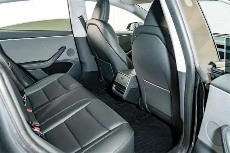 Model 3 2023 Rear-Wheel Drive — миниатюра 17
