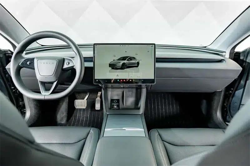 Model 3 2023 Rear-Wheel Drive — миниатюра 18