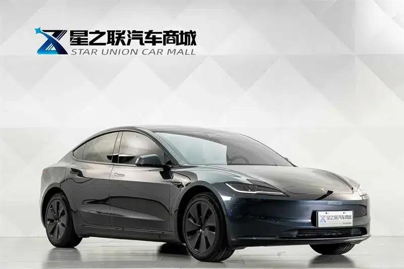 Model 3 2023 Rear-Wheel Drive — миниатюра 3