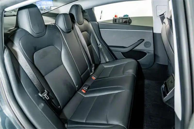 Model 3 2023 Rear-Wheel Drive — миниатюра 23