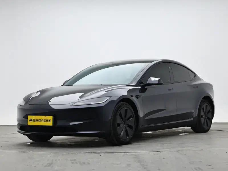 Model 3 2025 Rear-Wheel Drive — миниатюра 1