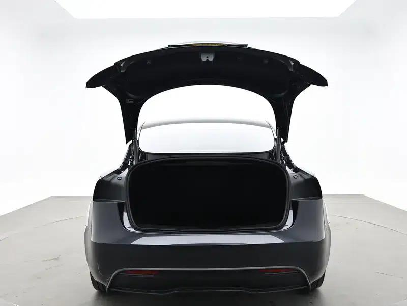 Model 3 2025 Rear-Wheel Drive — миниатюра 20
