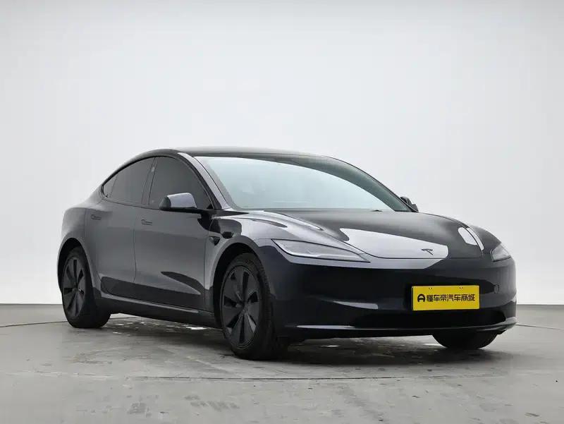 Model 3 2025 Rear-Wheel Drive — миниатюра 3