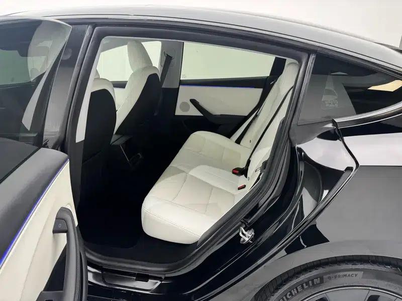 Model 3 2023 Rear-Wheel Drive — миниатюра 18