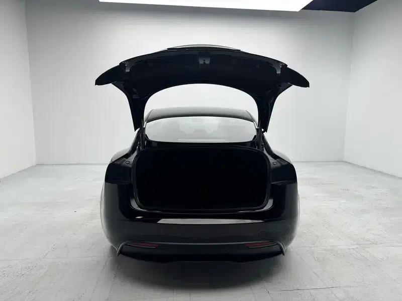 Model 3 2023 Rear-Wheel Drive — миниатюра 20