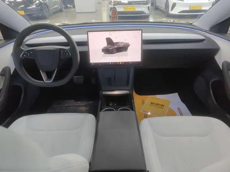 Model 3 2023 Rear-Wheel Drive — миниатюра 22