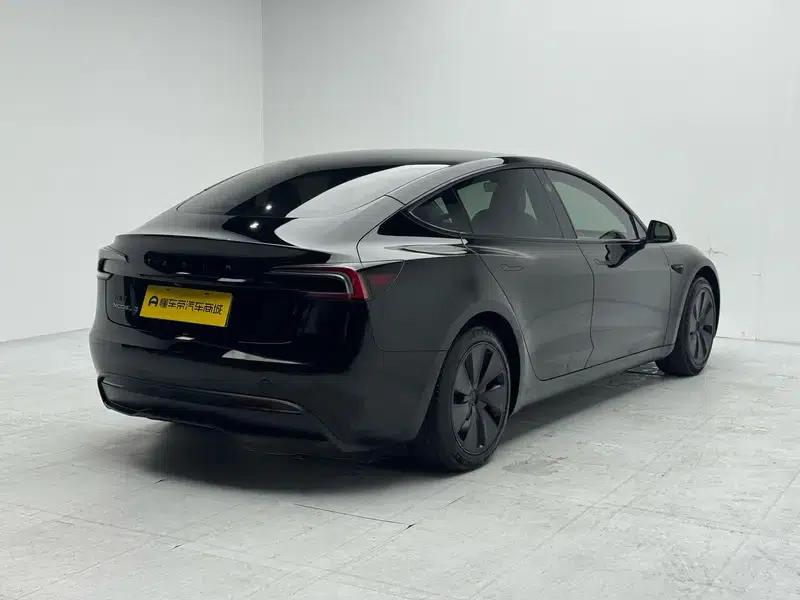Model 3 2023 Rear-Wheel Drive — миниатюра 7