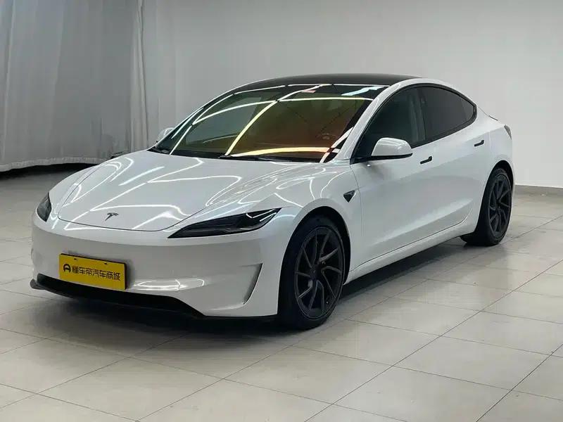 Model 3 2024 Performance All-Wheel Drive — миниатюра 1