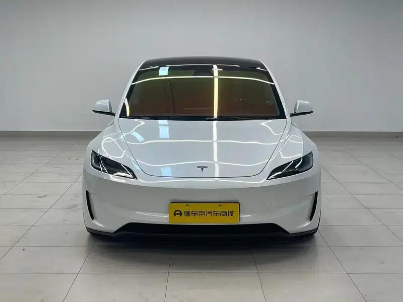 Model 3 2024 Performance All-Wheel Drive — миниатюра 2