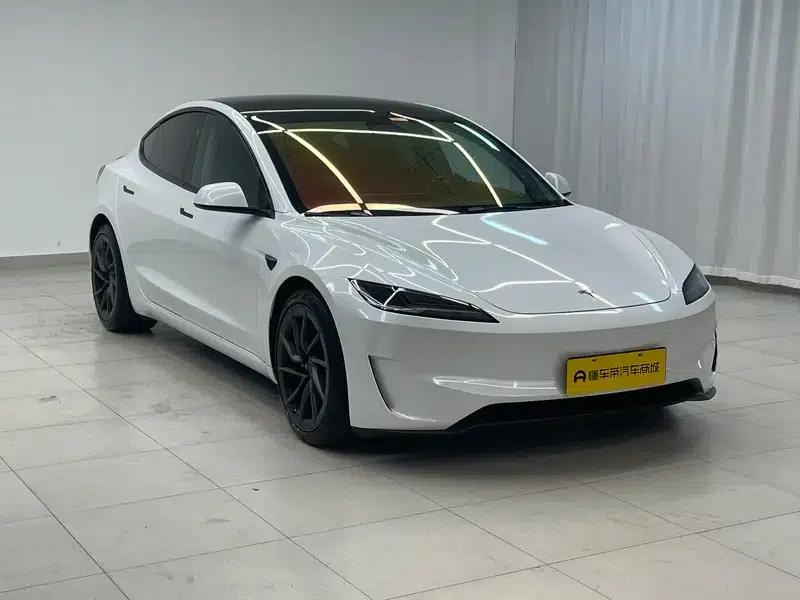 Model 3 2024 Performance All-Wheel Drive — миниатюра 3