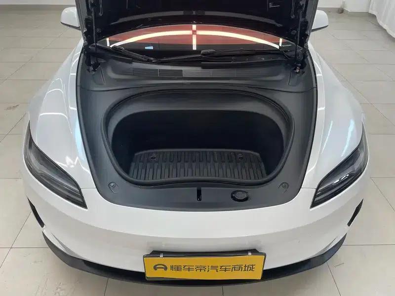 Model 3 2024 Performance All-Wheel Drive — миниатюра 10