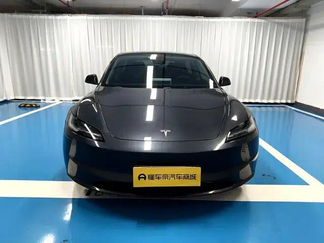 Model 3 2023 Rear-Wheel Drive — миниатюра 2