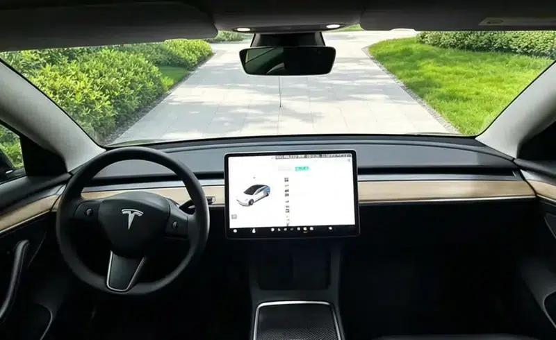 Model 3 2021 Standard Range Rear-Wheel Drive Upgrade — миниатюра 8