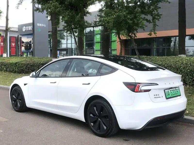 Model 3 2025 Facelift Rear-Wheel Drive Version — миниатюра 5