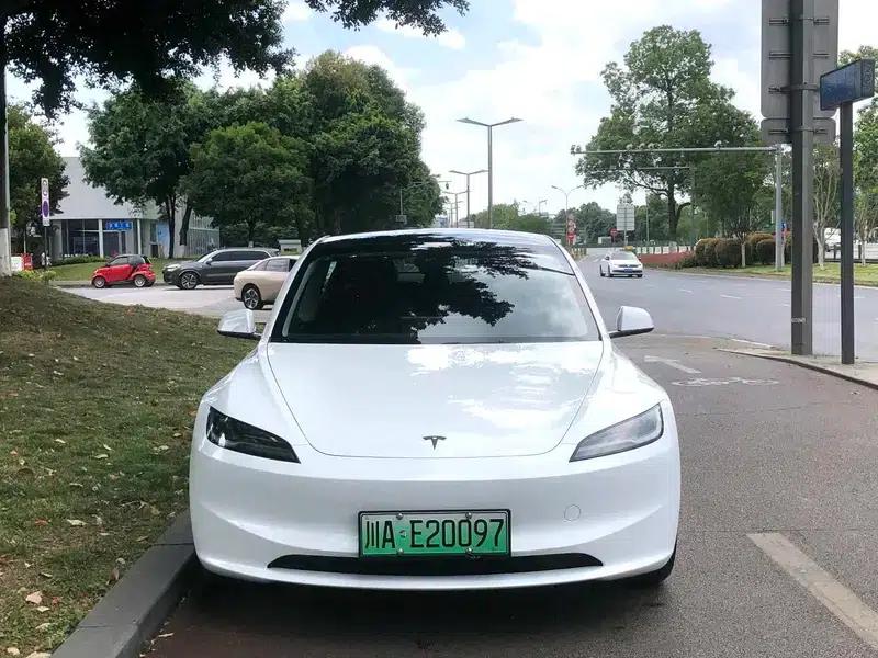 Model 3 2025 Facelift Rear-Wheel Drive Version — миниатюра 8