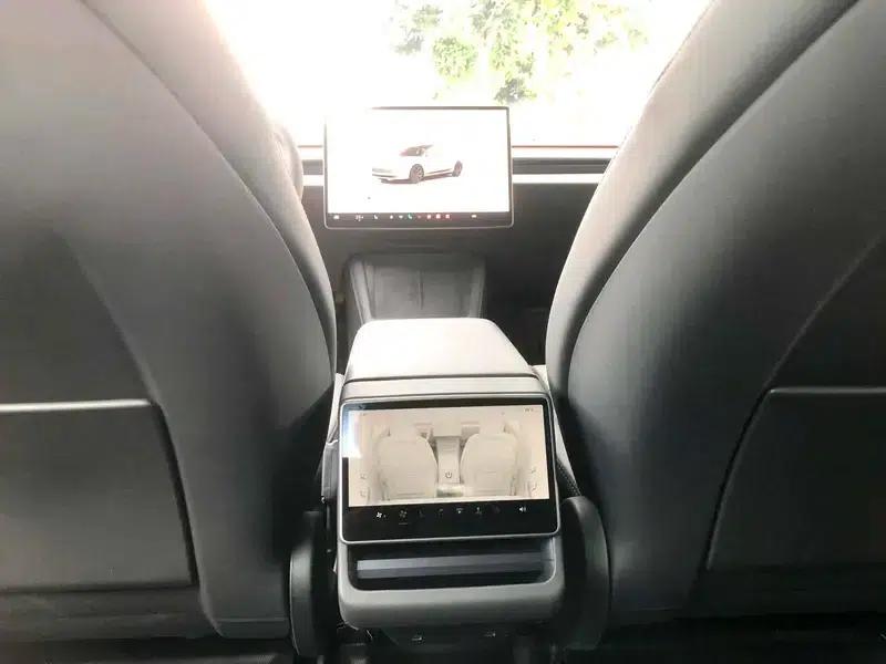 Model 3 2025 Facelift Rear-Wheel Drive Version — миниатюра 9