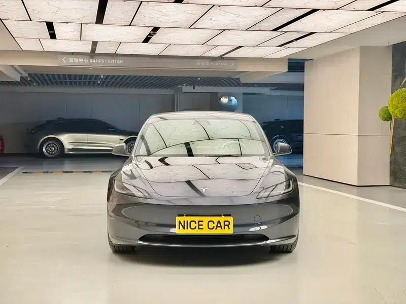 Model 3 2023 Rear-Wheel Drive — миниатюра 2