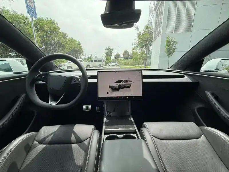 Model 3 2024 Performance All-Wheel Drive — миниатюра 6