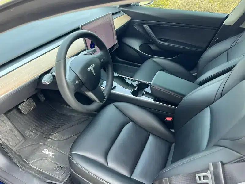 Model 3 2020 Standard Range Rear-Wheel Drive Upgrade — миниатюра 8