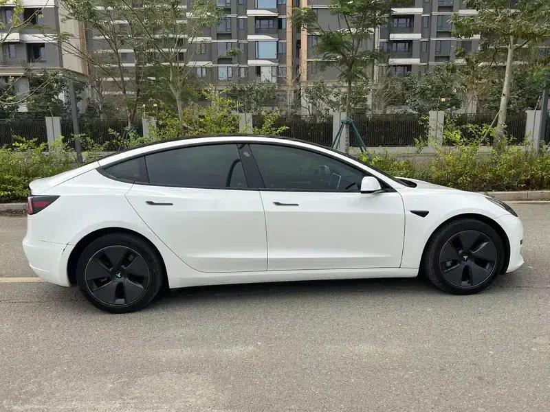 Model 3 2022 Rear-Wheel Drive — миниатюра 5