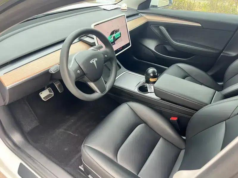 Model 3 2022 Rear-Wheel Drive — миниатюра 8