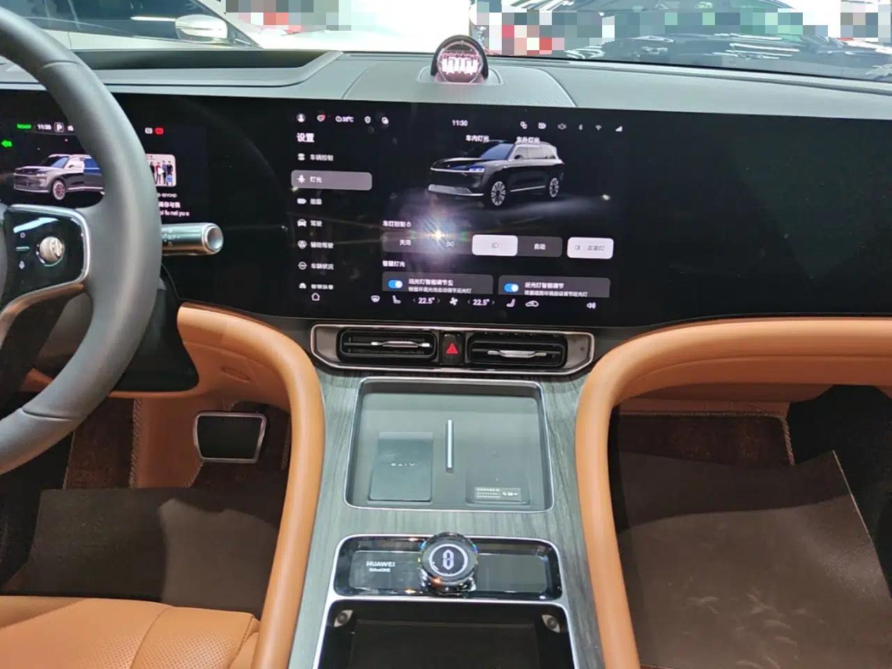Hima AITO M9 2024 All-Electric Ultra Version 100 kWh 6-Seater Model — миниатюра 20