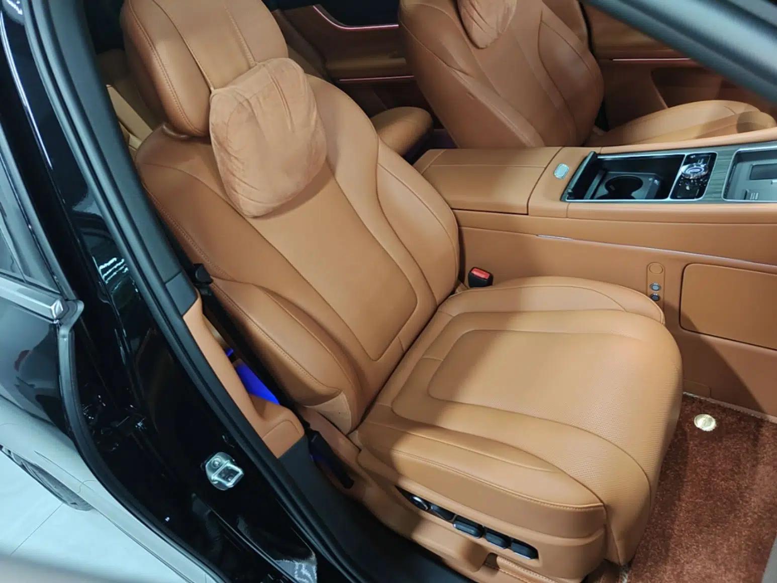 Hima AITO M9 2024 All-Electric Ultra Version 100 kWh 6-Seater Model — миниатюра 24