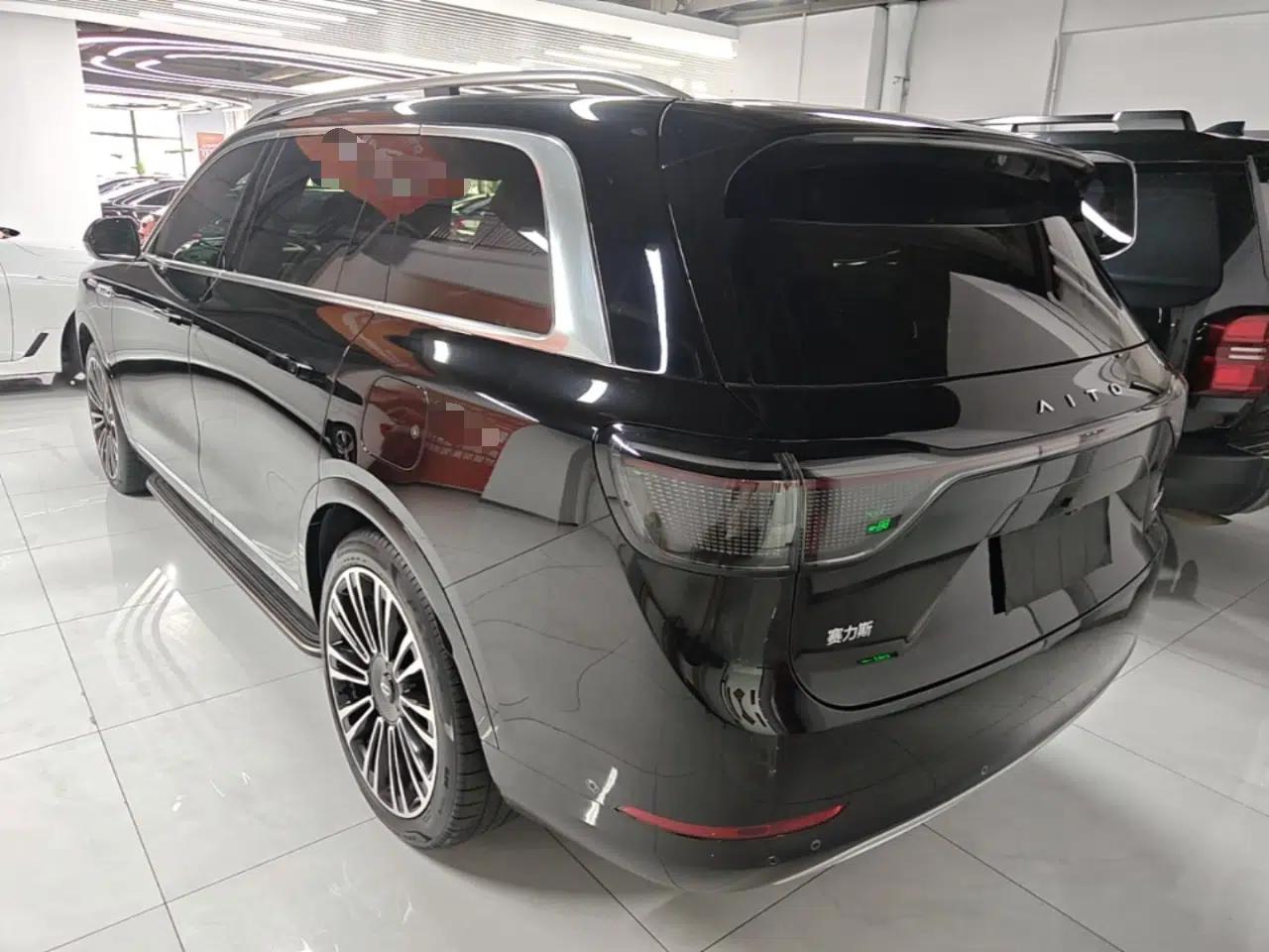 Hima AITO M9 2024 All-Electric Ultra Version 100 kWh 6-Seater Model — миниатюра 4