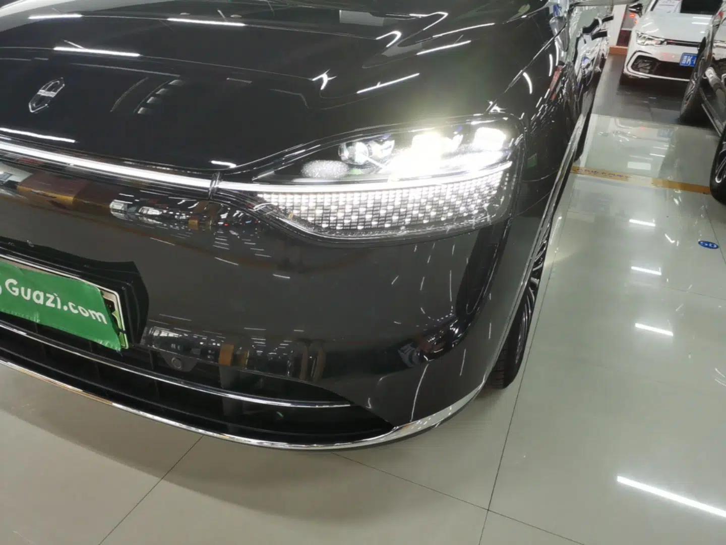 Hima AITO M9 2025 Extended-Range Ultra Version 52 kWh 6-Seater — миниатюра 8