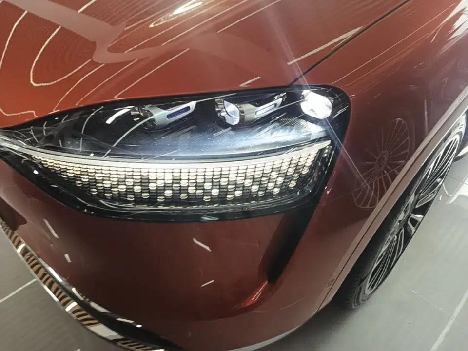 Hima AITO M9 2024 Range-Extended Ultra Version 42 kWh 6-Seater Model — миниатюра 8