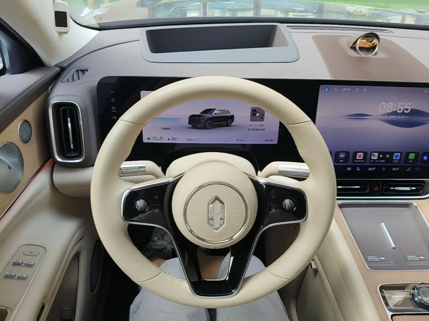 Hima AITO M9 2024 Range-Extended Ultra Version 42 kWh 6-Seater Model — миниатюра 13