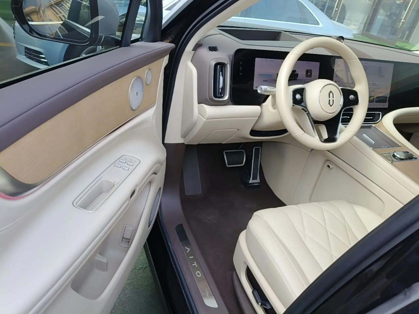Hima AITO M9 2024 Range-Extended Ultra Version 42 kWh 6-Seater Model — миниатюра 18