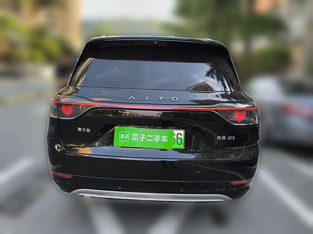 Hima AITO M9 2024 Range-Extended Max Edition 42 kWh 6-Seater Version — миниатюра 5