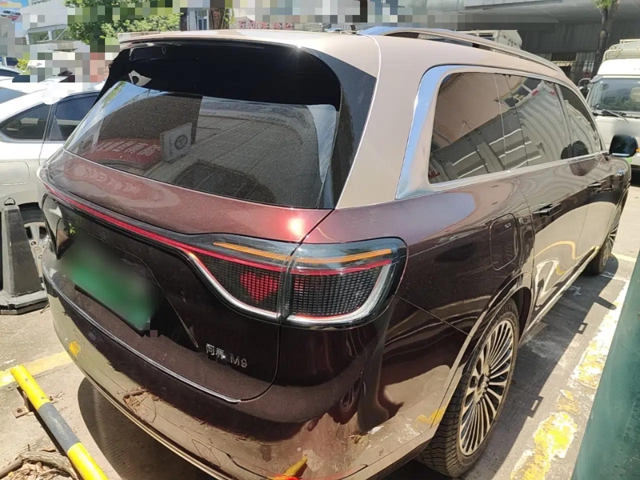 Hima AITO M9 2024 Range-Extended Max Edition 42 kWh 5-Seater Version — миниатюра 6